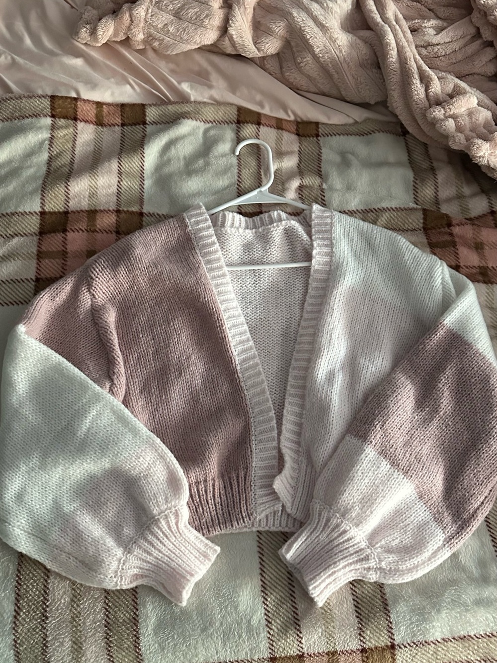 SHEIN Pink and White Cropped Colorblock Cardigan